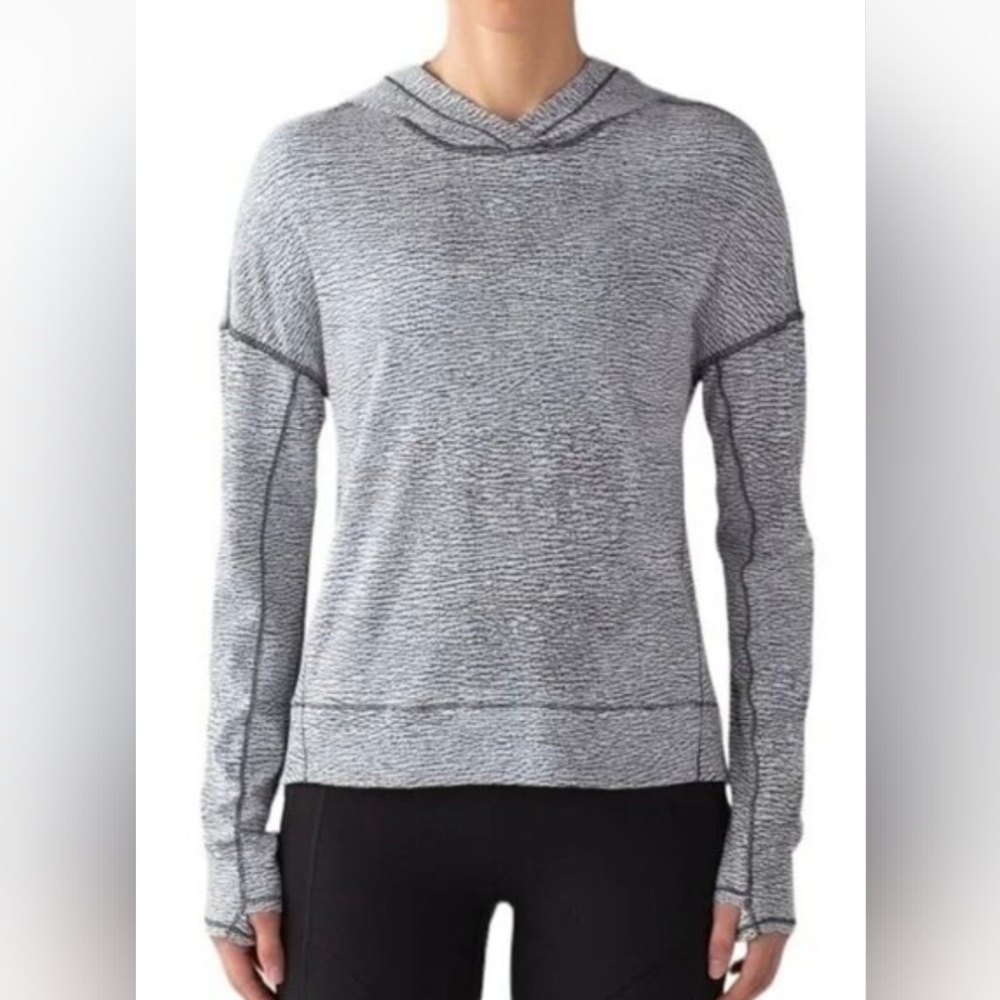 Lululemon Athletica Black and White Patterned Top